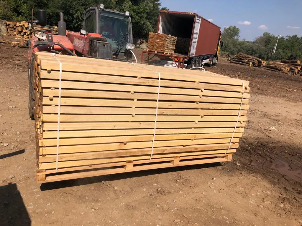 Robinia Squared Timber Planed 3
