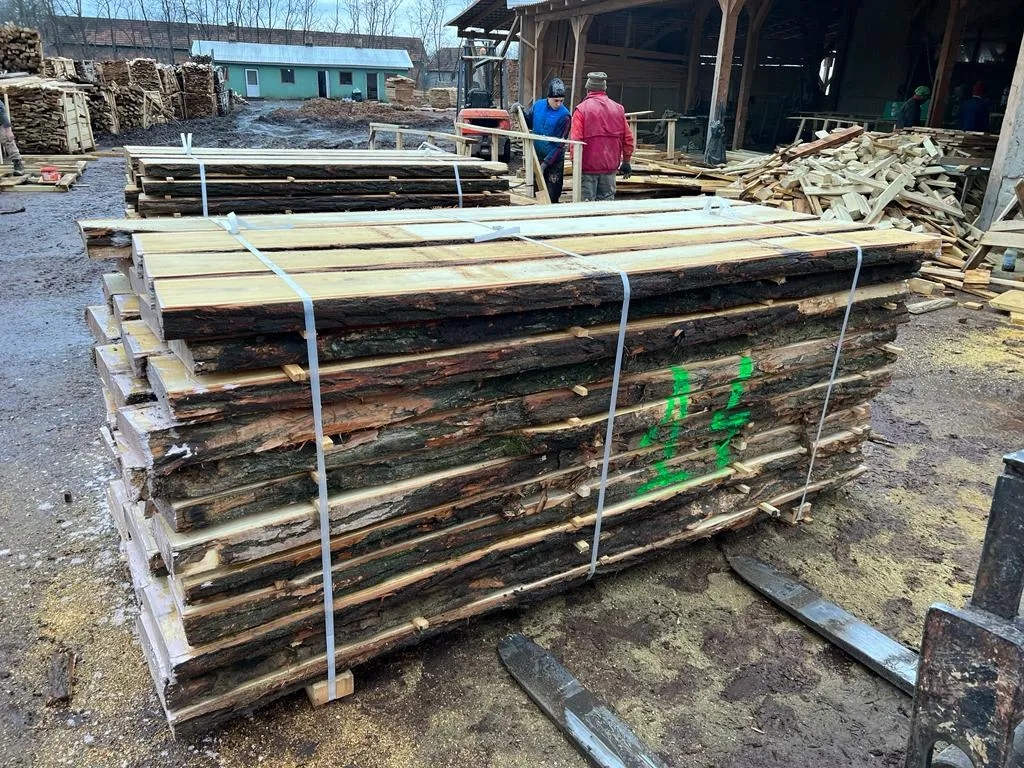Robinia Sawn Timber Unedged 3