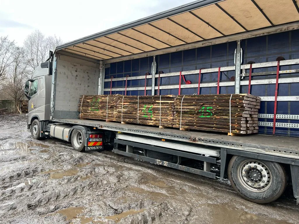 Robinia Sawn Timber Unedged 4